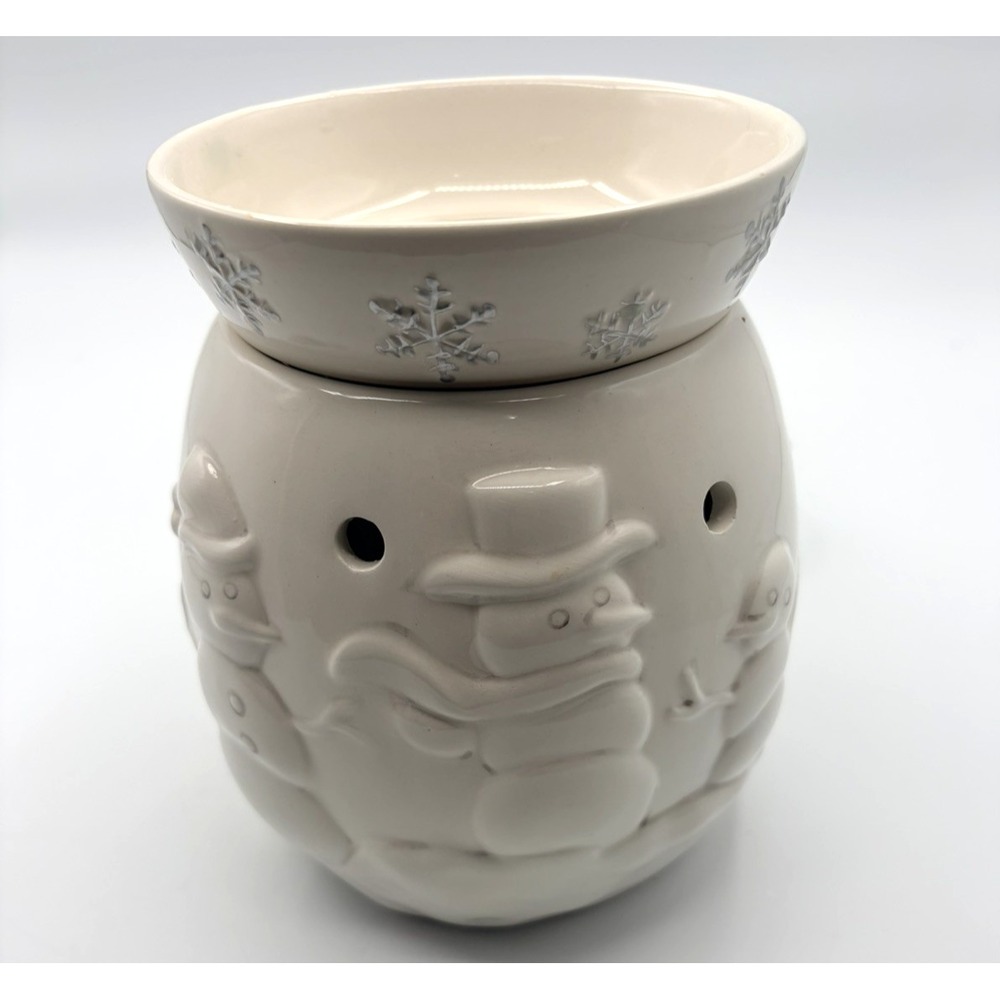SCENTSY SNOW DAY FULL SIZE WARMER, IN BOX